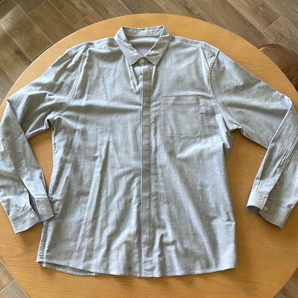 Mens Lululemon button down XL